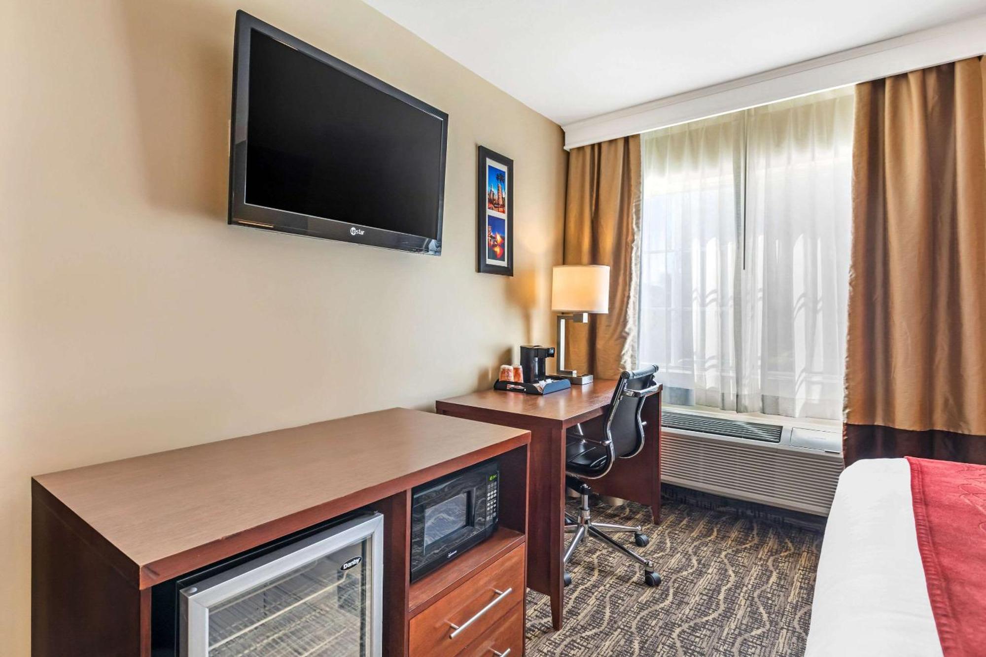 Comfort - Angeles Inn 2*